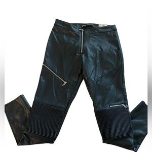 Zara Faux Leather Moto Legging – Mid Rise – Size M